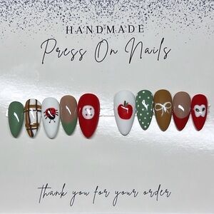 10 piece handmade Press on nails